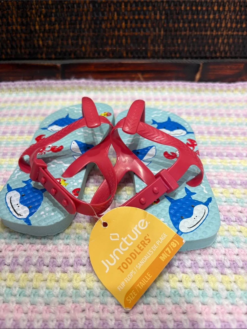 NWT Juncture Kids Flip Flops Toddlers' Light Blue Shark Print Sandals Size M 7/8